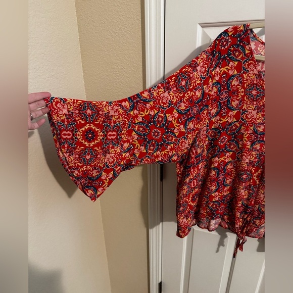 Torrid Plus Boho Slub Tie Front Bell Sleeve Blouse Red Pink Size 5X 28 - Picture 6 of 10